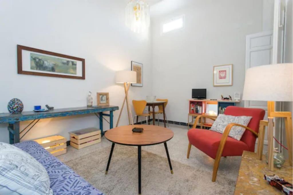 Casa Pepita: Vintage Spirit In The Old Town Apartment เซบีญา ภายนอก รูปภาพ