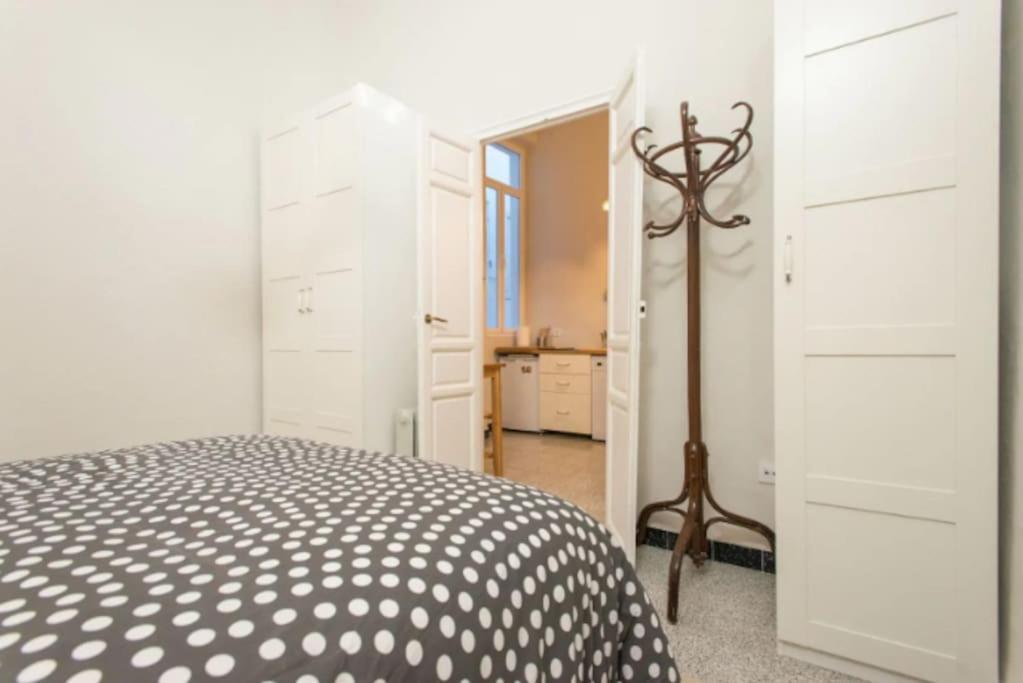 Casa Pepita: Vintage Spirit In The Old Town Apartment เซบีญา ภายนอก รูปภาพ
